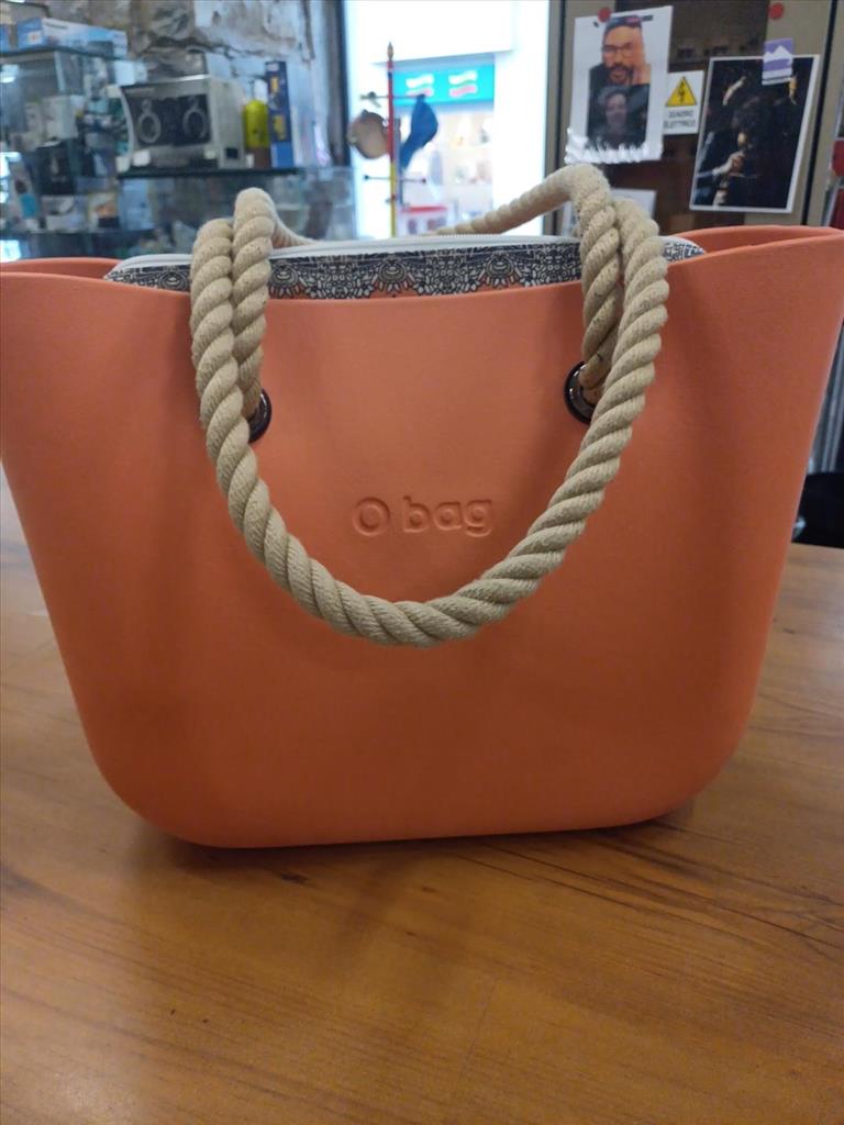 BORSA ARANCIO OBAG CON MANICI CORDA