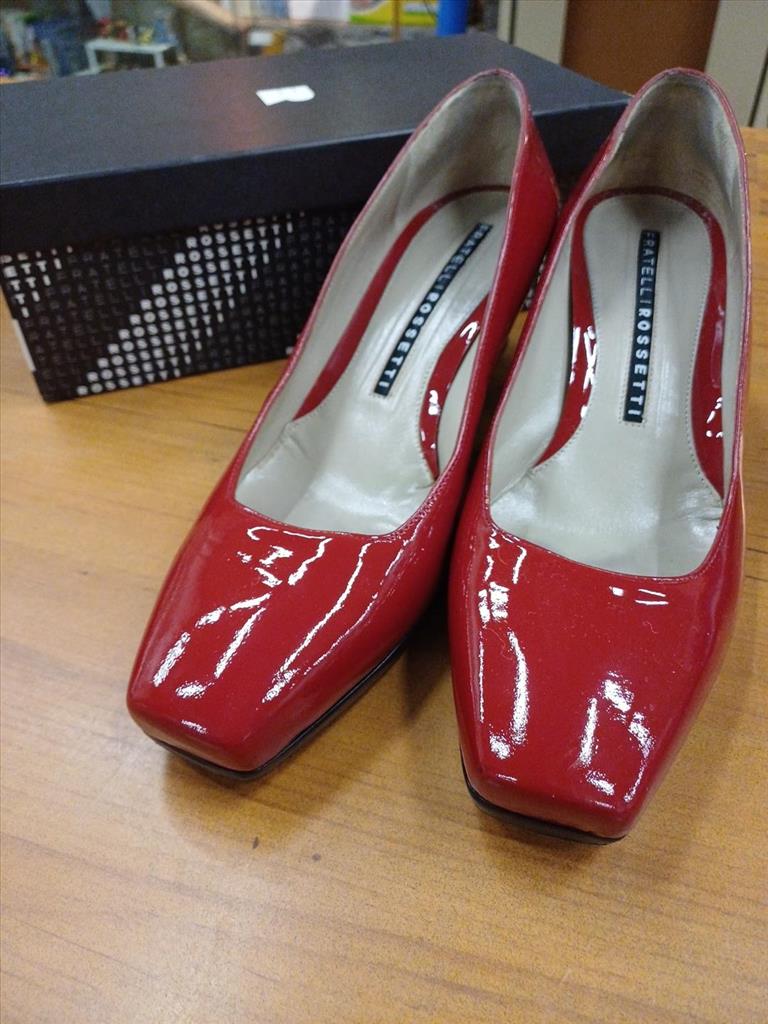 SCARPE LACCATE ROSSE PUNTA QUADRATA FRATELLI ROSSETTI TG. 39.5