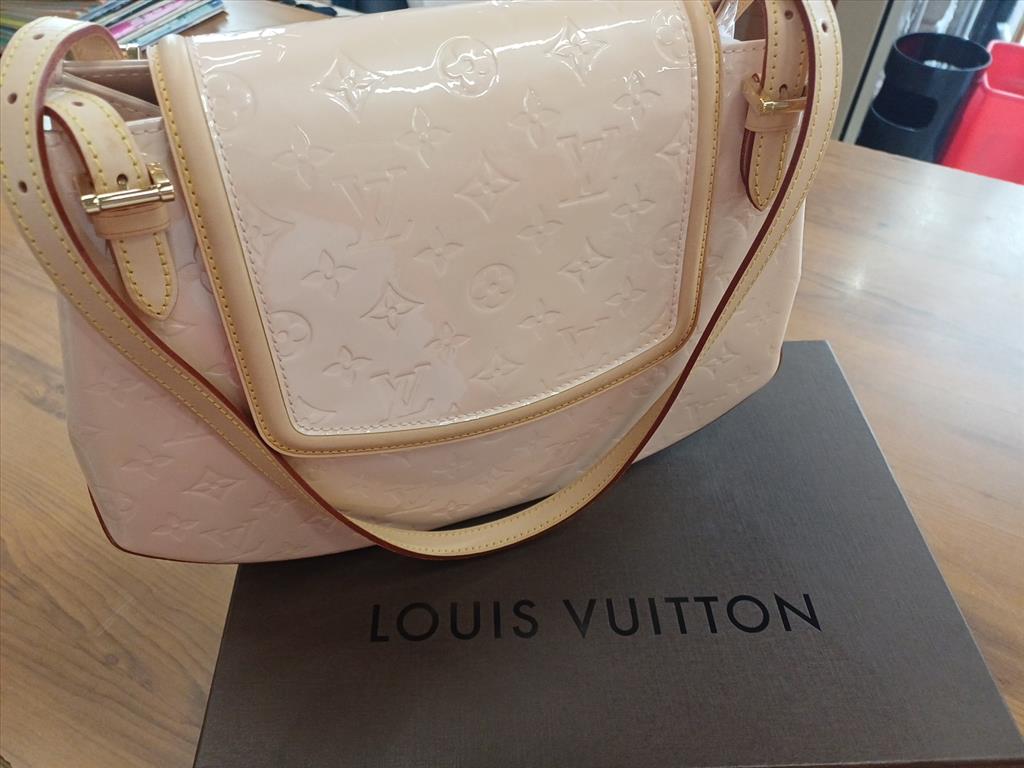 BORSA A SPALLA VERNICE ROSA LOUIS VUITTON  BISCAYNE