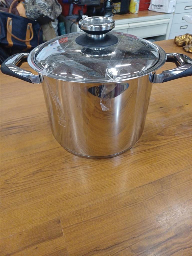 PENTOLA ACCIAIO ALTA CON COPERCHIO ADATTA ANCHE INDUZIONE MC